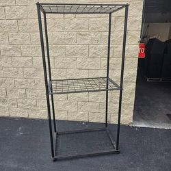 Metal rack
48x24x73"

$100