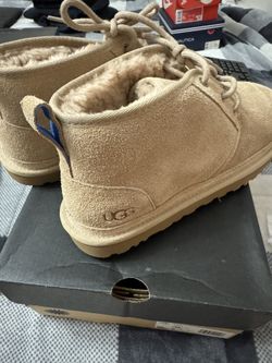 Size 11 Men’s Uggs