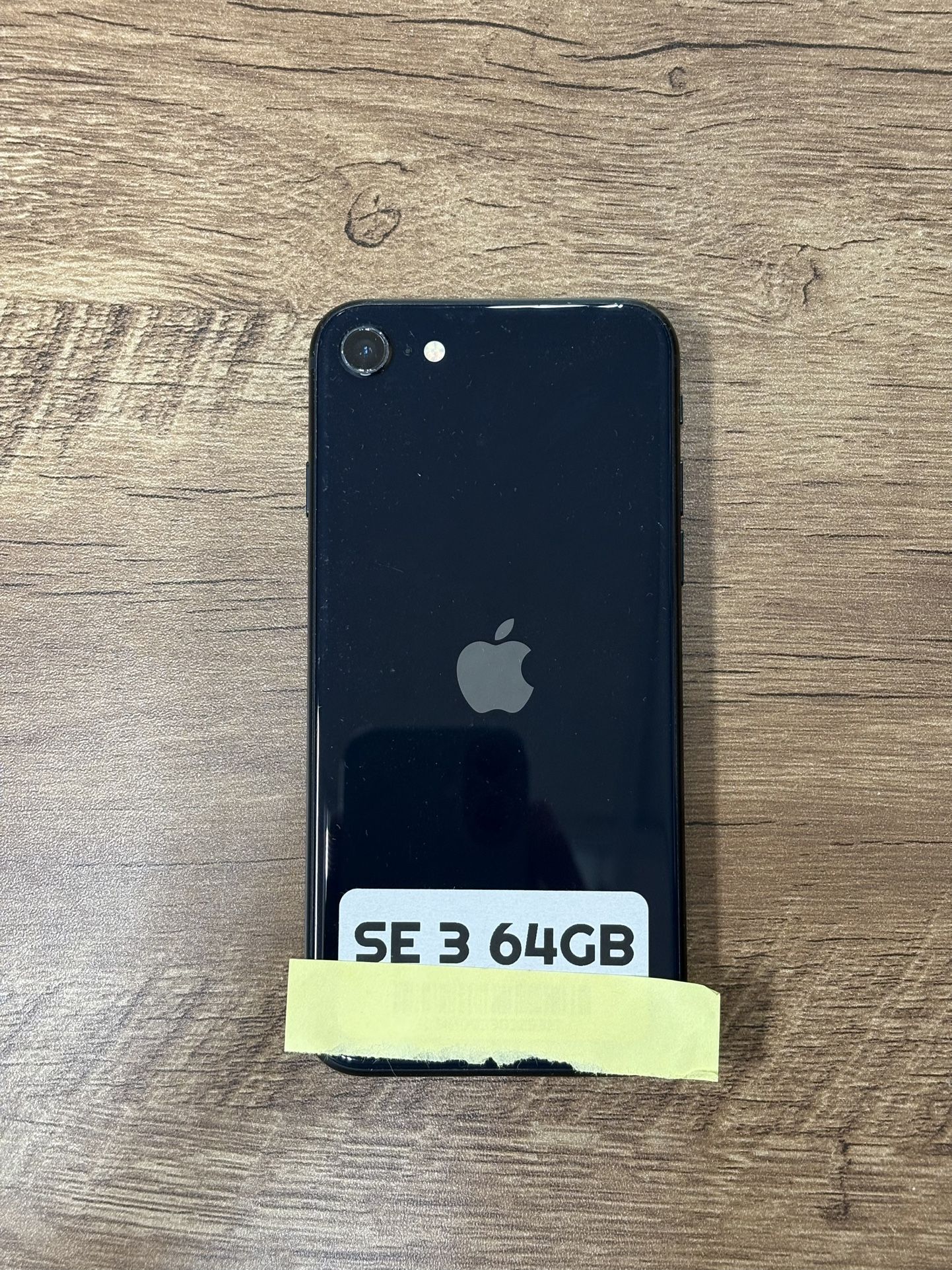 On Sale iPhone SE 2 64GB Unlocked