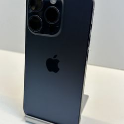 Apple iPhone 15 PRO 128gb. ( Fully Unlocked )