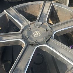 Glossy Black Rims 22’s