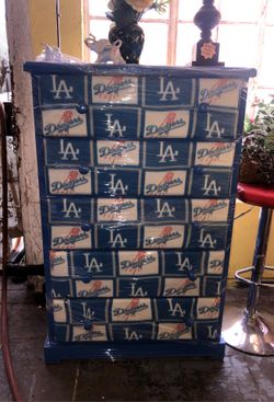 Dresser Dodgers 5 drawer