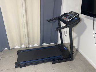 Treadmill 