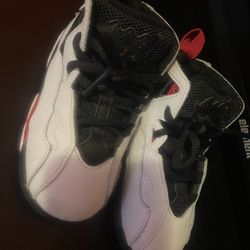 8c Shoes Multiple Pairs 10$ Each