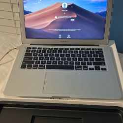 MacBook