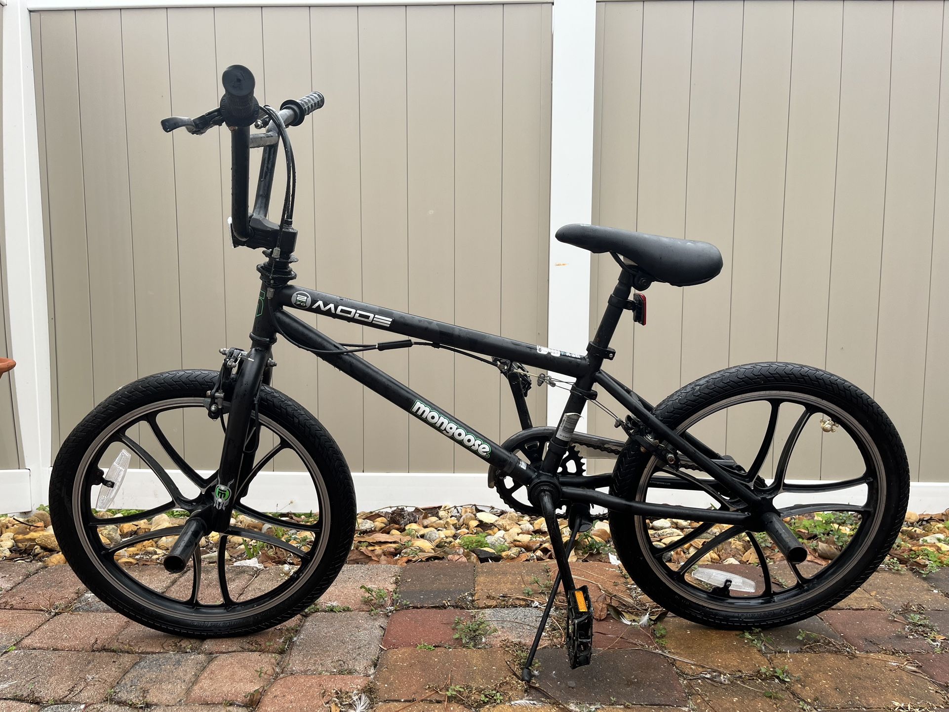 MONGOOSE 270 w/ mag Rims 