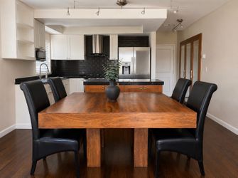 Dining room table