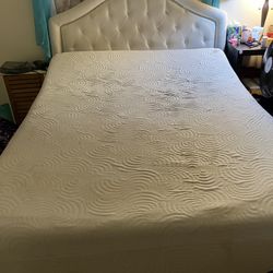 PrimaSleep 12 Inch Multi-Layered I-Gel Infused Memory Foam Mattress | Cobalt Blue | Queen W/Mattress Foundation & Headboard