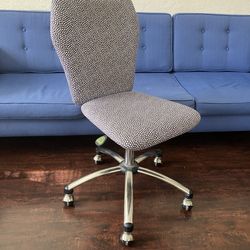 POTTERY BARN OFFICE CHAIR WITH ADJUSTABLE HEIGHT CUTE!