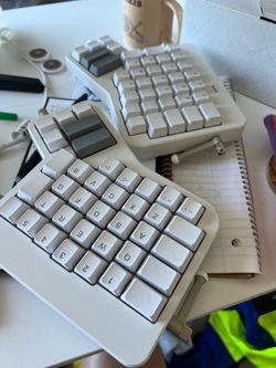 Ergodox ez keyboard