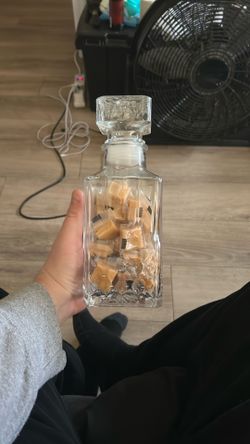 Whiskey Decanter/whiskey Flavored Caramel
