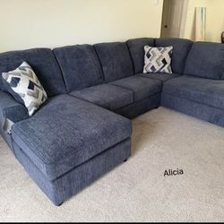AP🎉 Double Chaise Sectional Couch// Financing & Delivery 