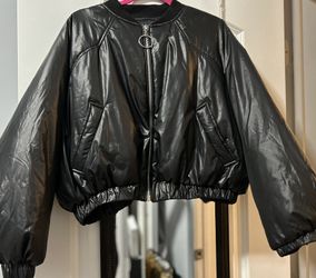 Black Puffy Bomber jacket