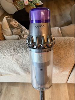 Dyson outsize vacuum