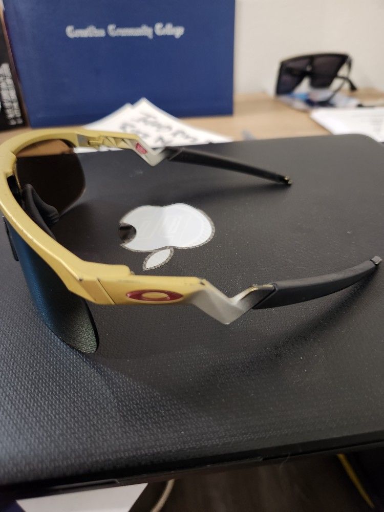 Oakley Sunglasses Youth- Patrick Mohones Resistors 2 Collection
