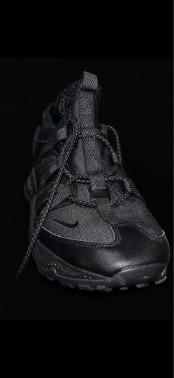 Nike Air Max 270 Bowfin "Triple Black" - Men's Size 12