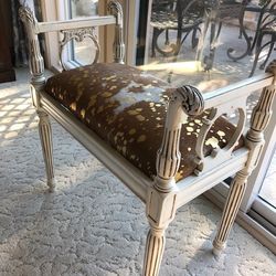 Bench Seating . Classic With Modern Style 