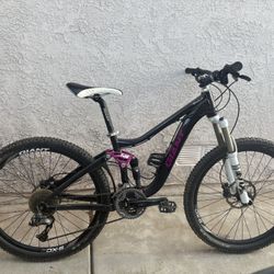 Giant Trance XW Fox  