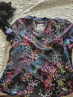 Women's Scrub Tops