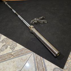 Used 45lb 7ft Olympic Bar Barbell Excellent Condition--