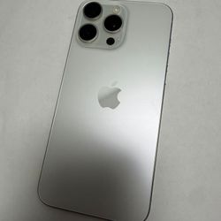 iPhone 15 Pro Max