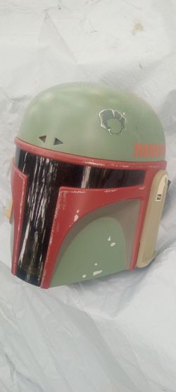 STAR WARS DISNEY BOBA FETT VOICE CHANGING HELMET