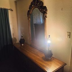 Wooden Antique Dresser Set