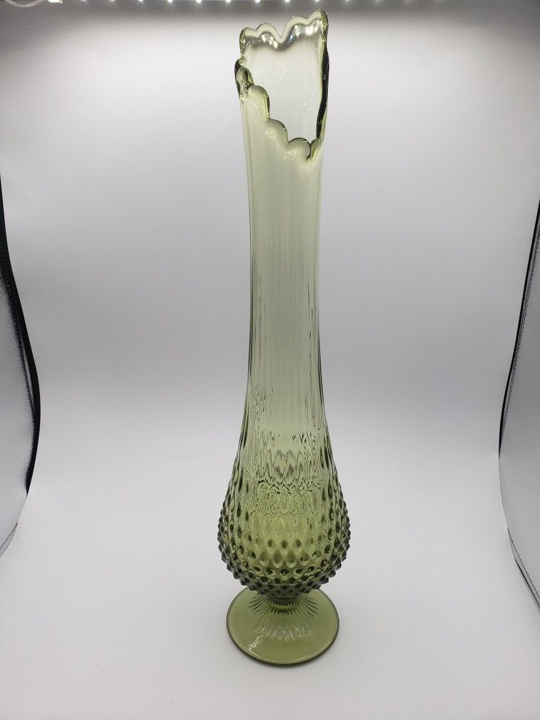 Fenton Large Colonial Green Hobnail Swung Vase