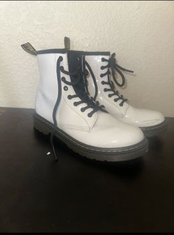 Dr. DOC Martens Combat Boots 1460J White  Size 3 DOCs Grunge