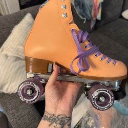 Moxi Beach Bunny Roller Skates 🛼 