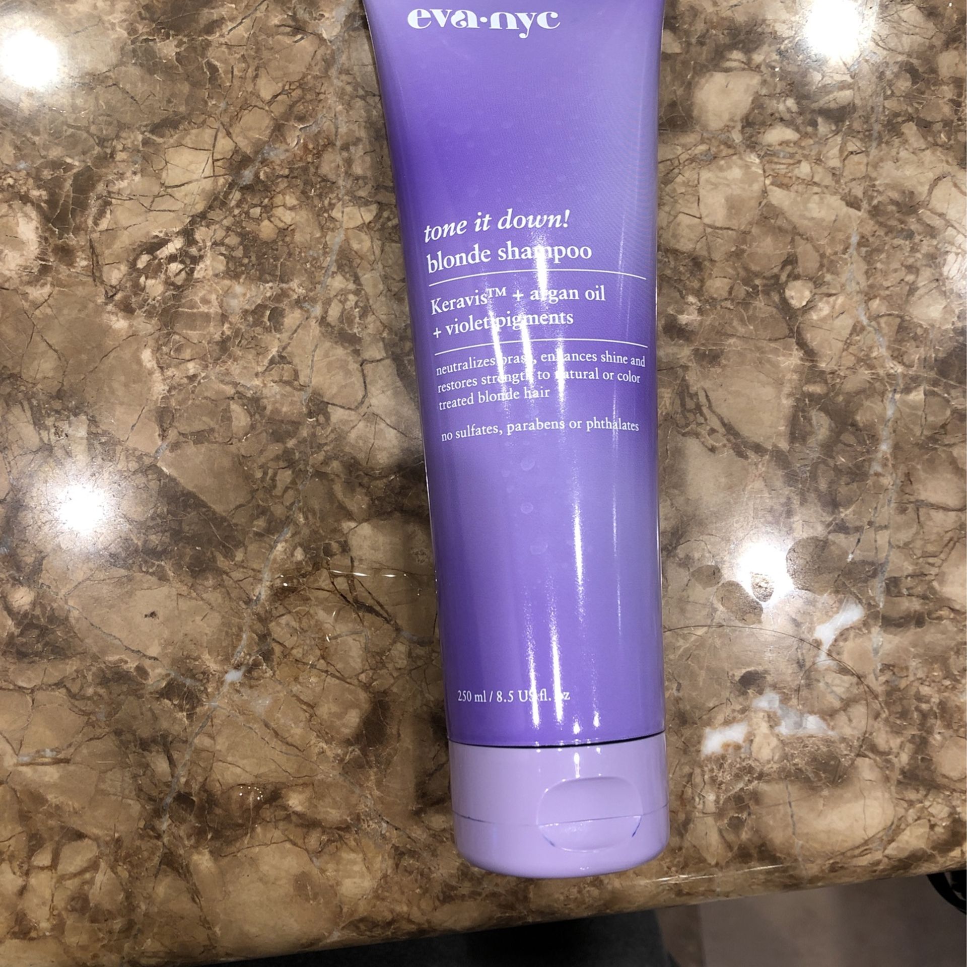 Eva nyc Tone It Down Blonder Shampoo