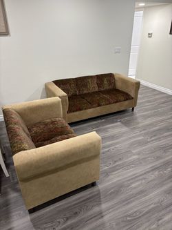 Beige Sofa + Loveseat Set – Patterned Cushions