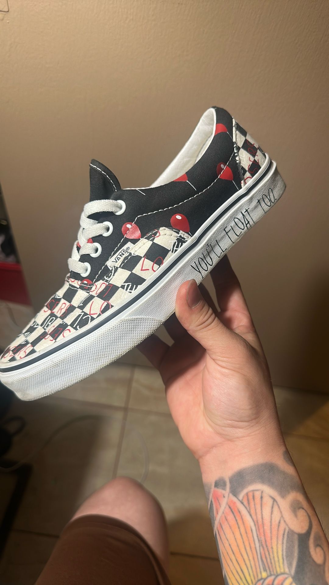 It The Clown Authentic Vans