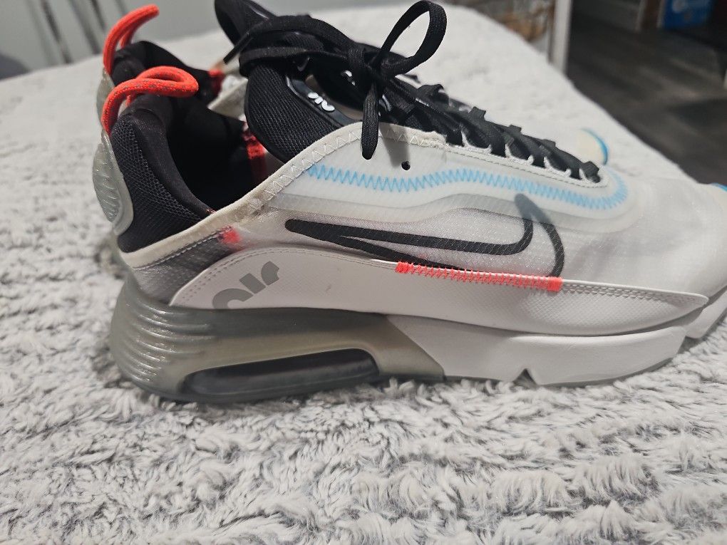 Nike New Rare Vintage Nike 10 Half