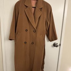 Classic Women’s Wool Coat size S