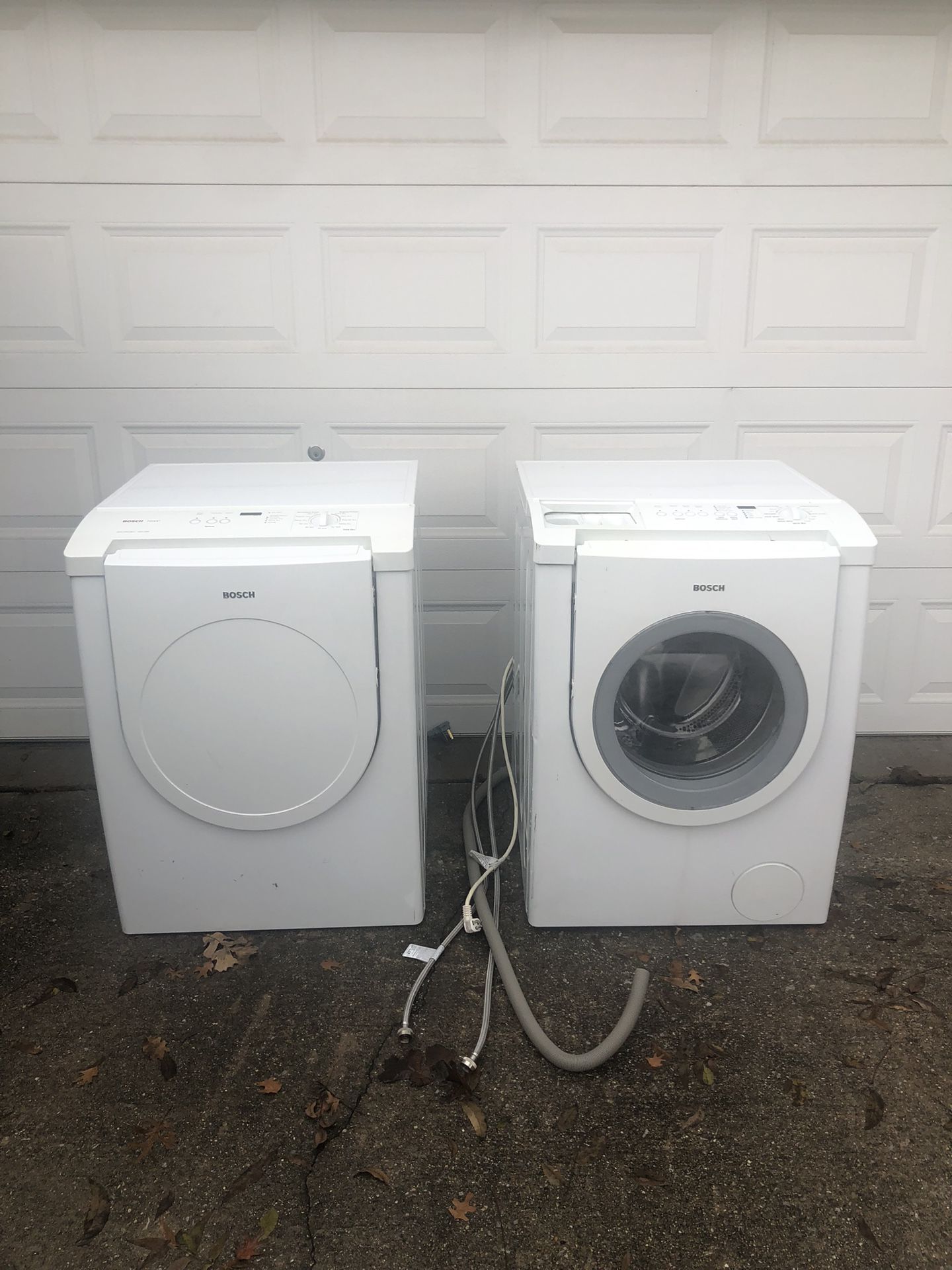 Bosch Nexxt 500 Series Front Load Washer / Dryer