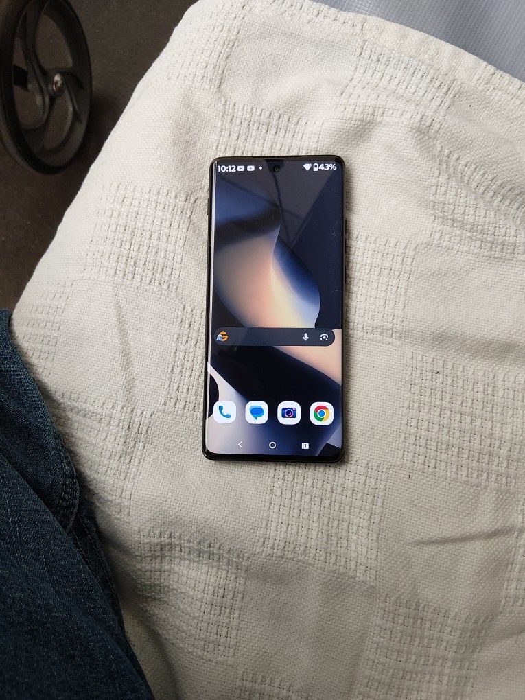 Motorola Edge You're a beautiful phone