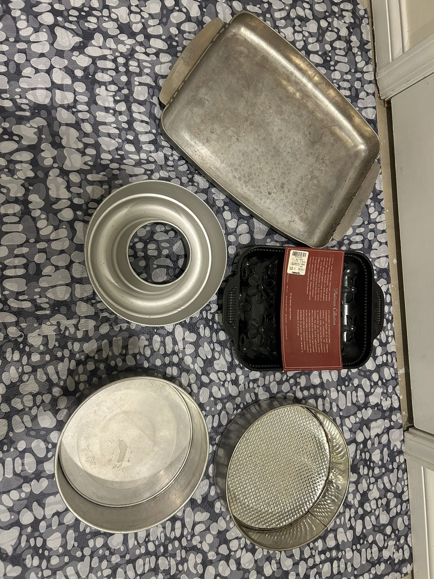 Misc Cake Pans - Cheesecake, Bundt, More