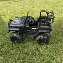 Kids 12v Ride On Truck Battery Powered Toy Car