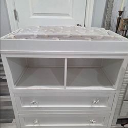 Changing Table For Baby 