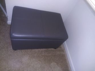 SMALL LEATHER OTTOMAN