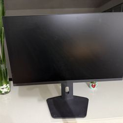 LG - UltraGear 27" IPS QHD 200Hz Gaming Monitor with DisplayHDR 400 (HDMI, DisplayPort) - Black