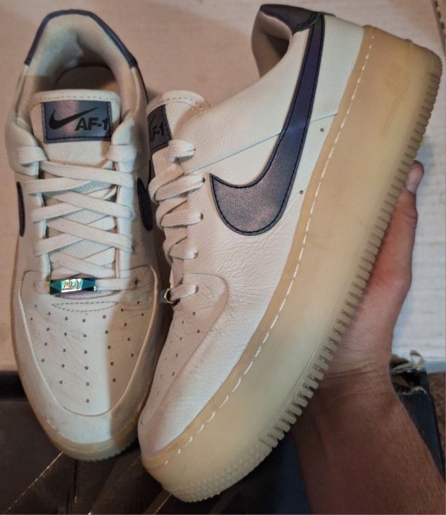 Nike Air Force 1 Sage Low LX "Spruce Arua"