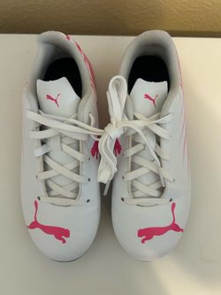 Puma  cleats Attacanto ll  youth soccer size 2 new no box