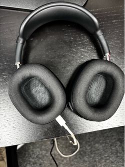 Apple Airpods Max (1st Gen)
