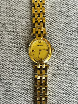 Ladies Vintage Delma Watch Gold Tone New Battery 