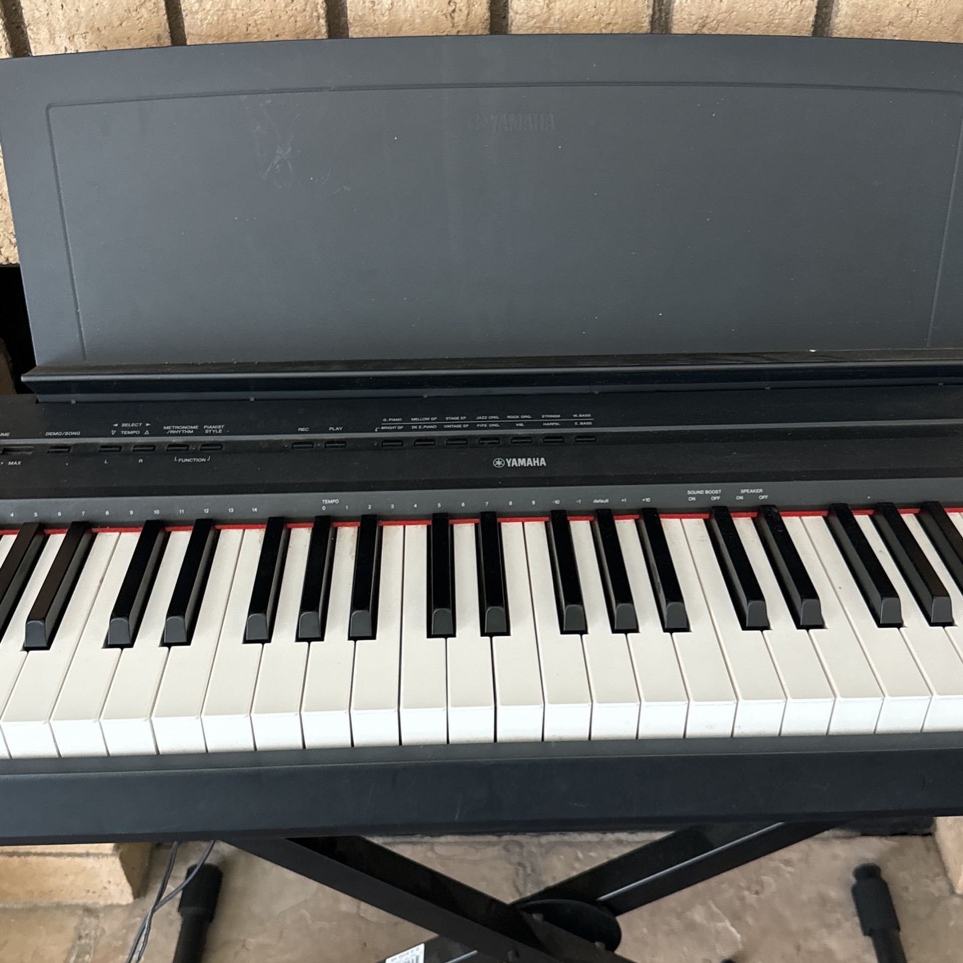 Yamaha Piano P-115