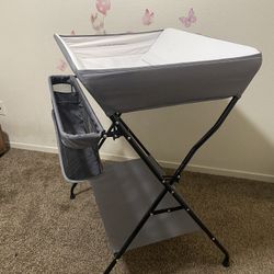 Diaper changing table