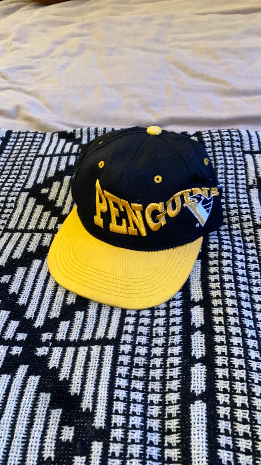 PITTSBURGH PENGUINS VINTAGE HOCKEY YOUTH SNAPBACK HAT