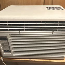 General Electric air conditioner really cold air 7000 btu